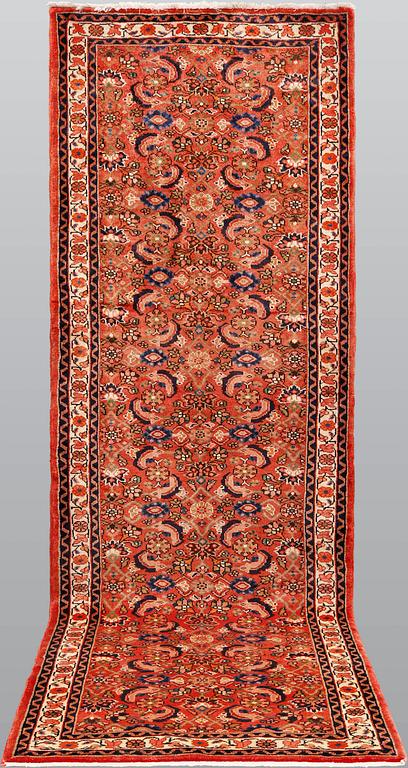 Gallerimatta, Hamadan, ca 286 x 98 cm.