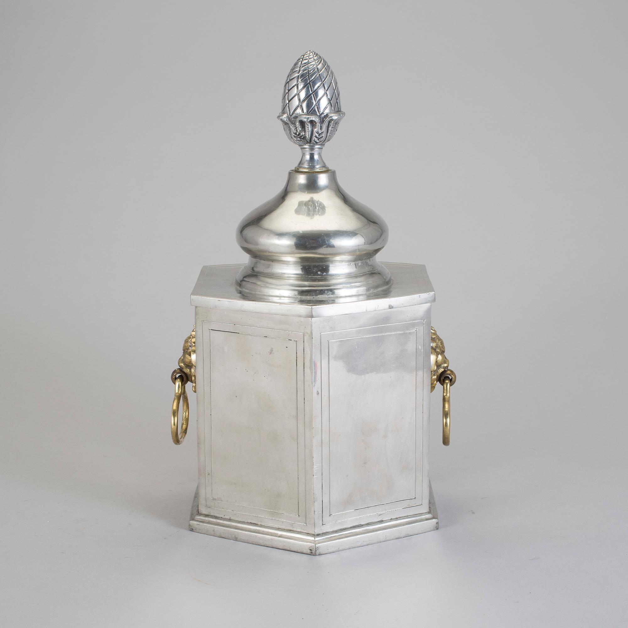 VINKYLARE, tenn, Artemis, Danmark, 1900-talets andra hälft.