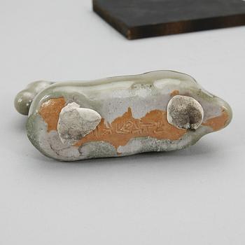 ULLA KRAITZ, stengods, signerad.