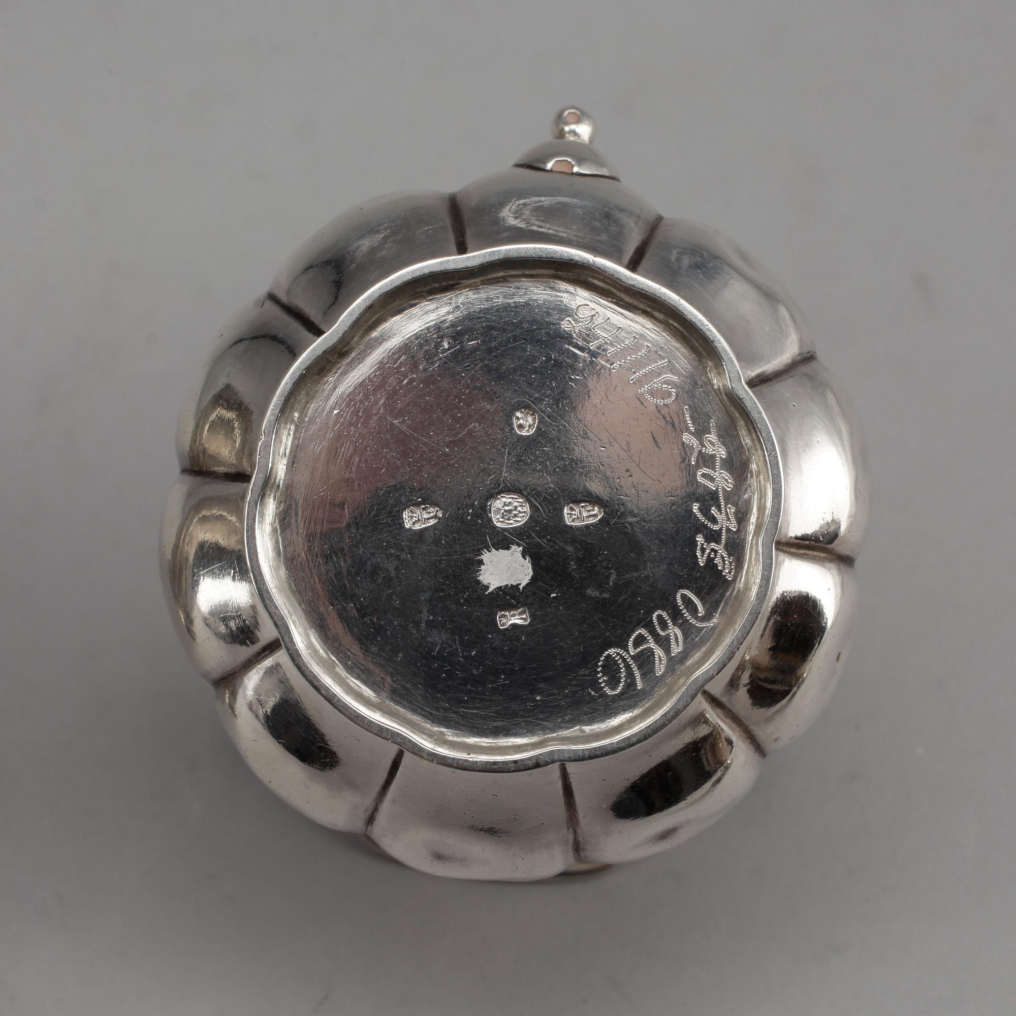 PARTI SILVER, 3 delar, bland annat CG Hallberg, Stockholm, 1895. Vikt ca 250 gram.