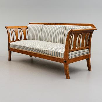 SOFFA, Karl-Johanstil, 1900-talets första hälft.