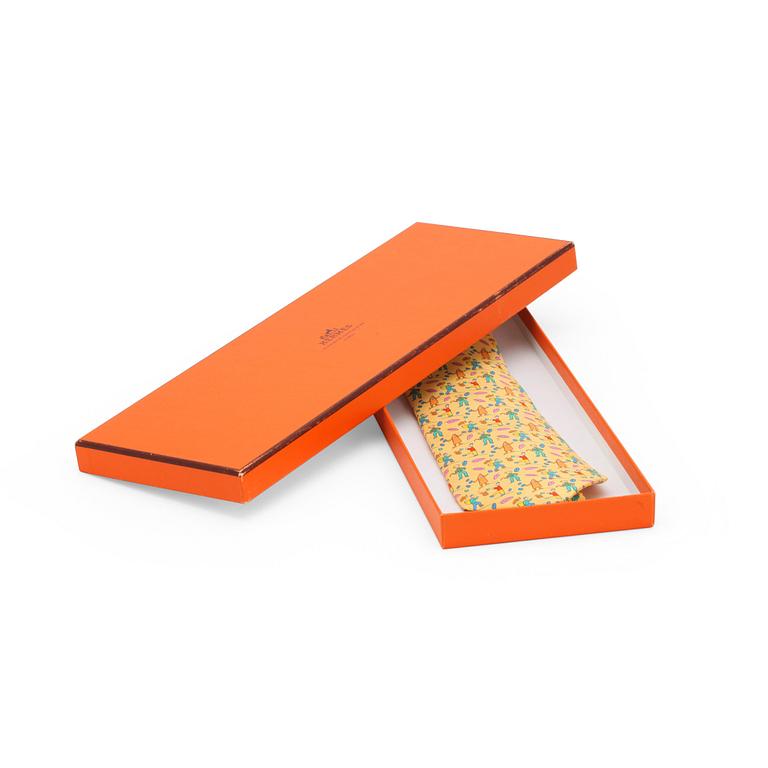HERMÈS, a silk tie.