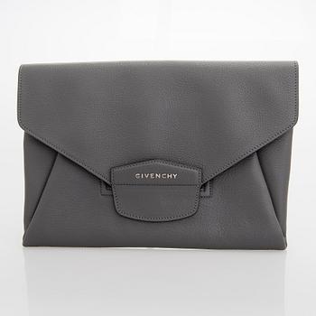 Givenchy, A 'Antigona' goat leather clutch.