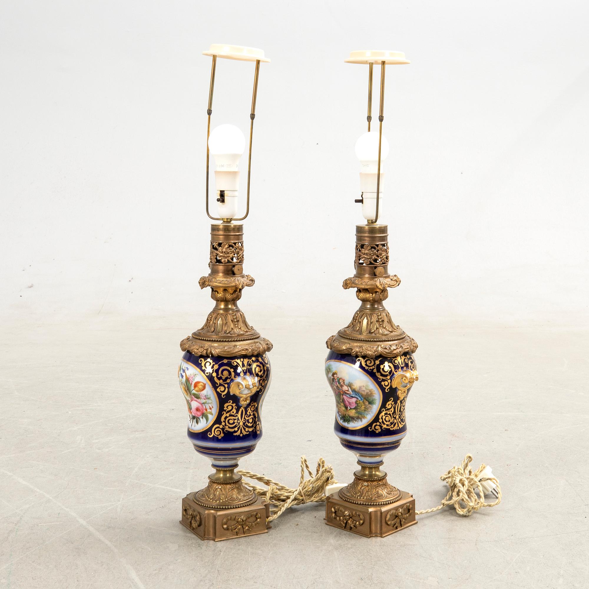 Table lamps, a pair, porcelain, first half of the 20th century.