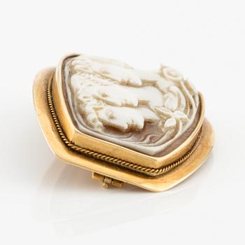 Brooch, 18K gold and shell cameo, Viktor Lindman, Helsinki 1917.