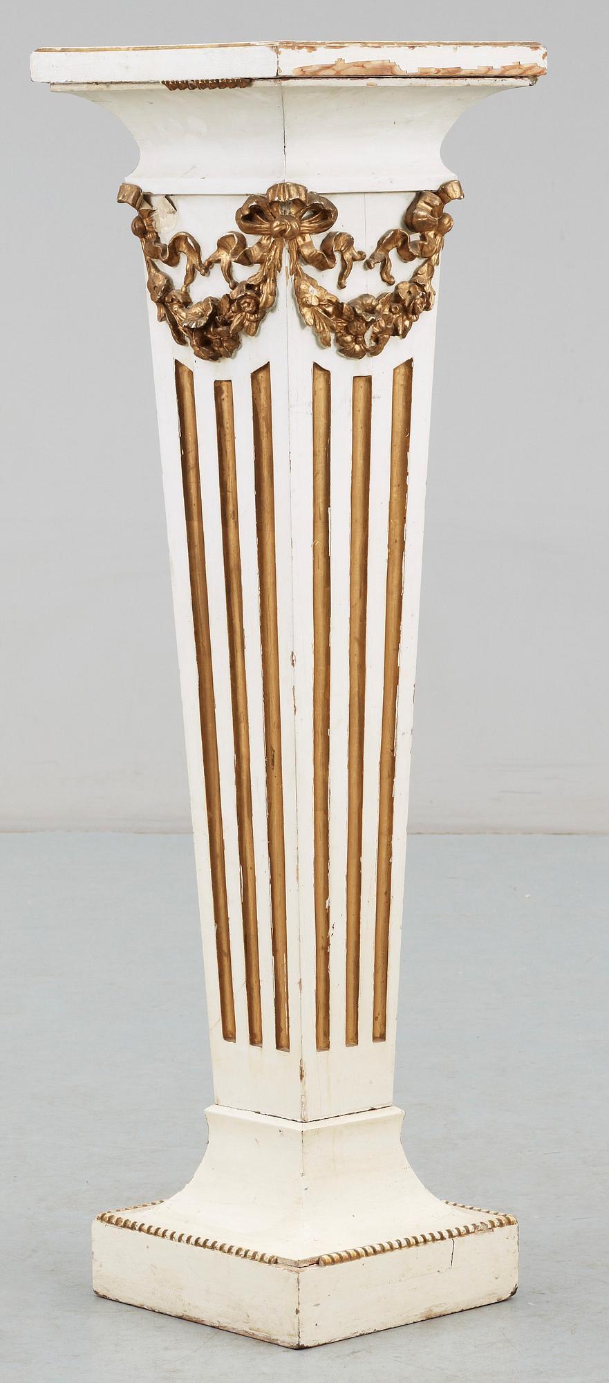 PIEDESTAL, gustaviansk stil, omkring år 1900.