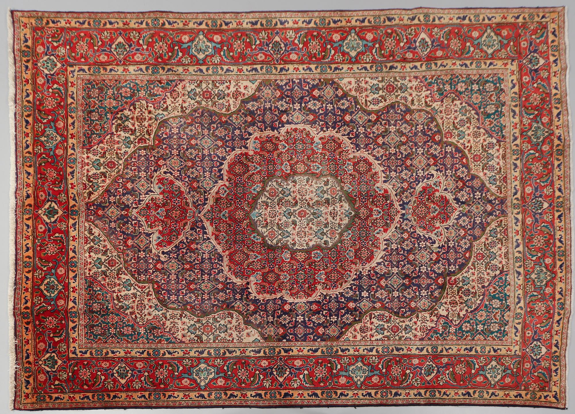 MATTA, Täbris, 1900-talets senare del, 330 x 250 cm.