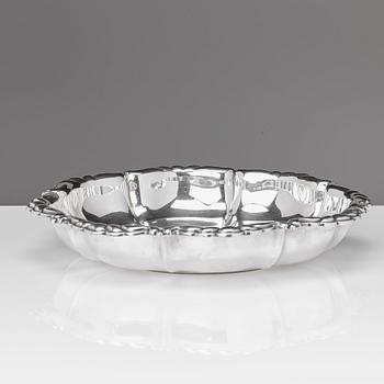 A 20th century sauce-bowl and bowl/dish, silver plated metal.