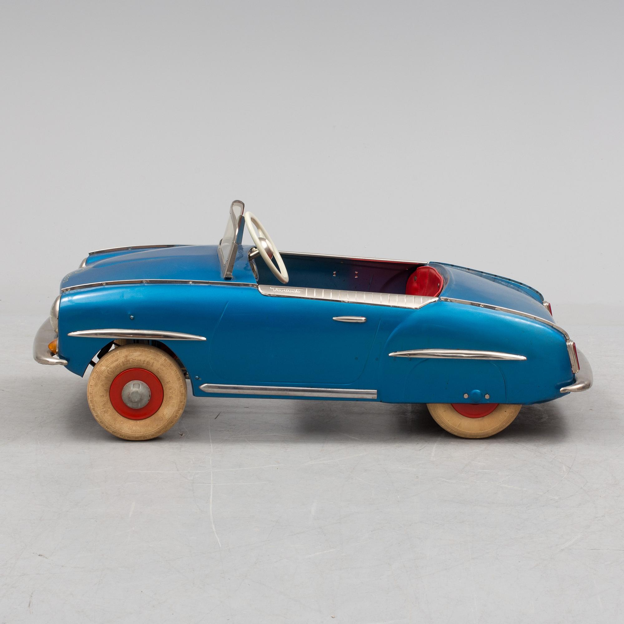 Ferbedo pedal car new arrivals