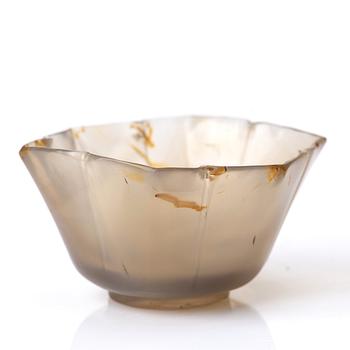 Two agathe cups and a censer with cover, Qing dynasty.