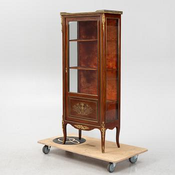 A Louis XVI style display cabinet, first part of the 20th Century.