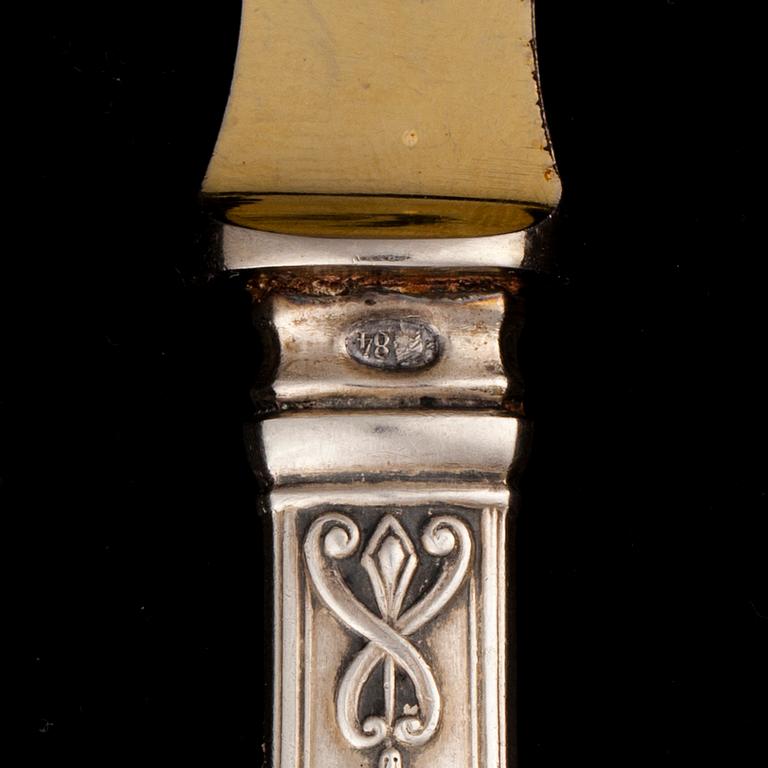 OSTKNIV, silver och stål, S:t Petersburg, Ryssland 1908-1926. Totalvikt 82 g.