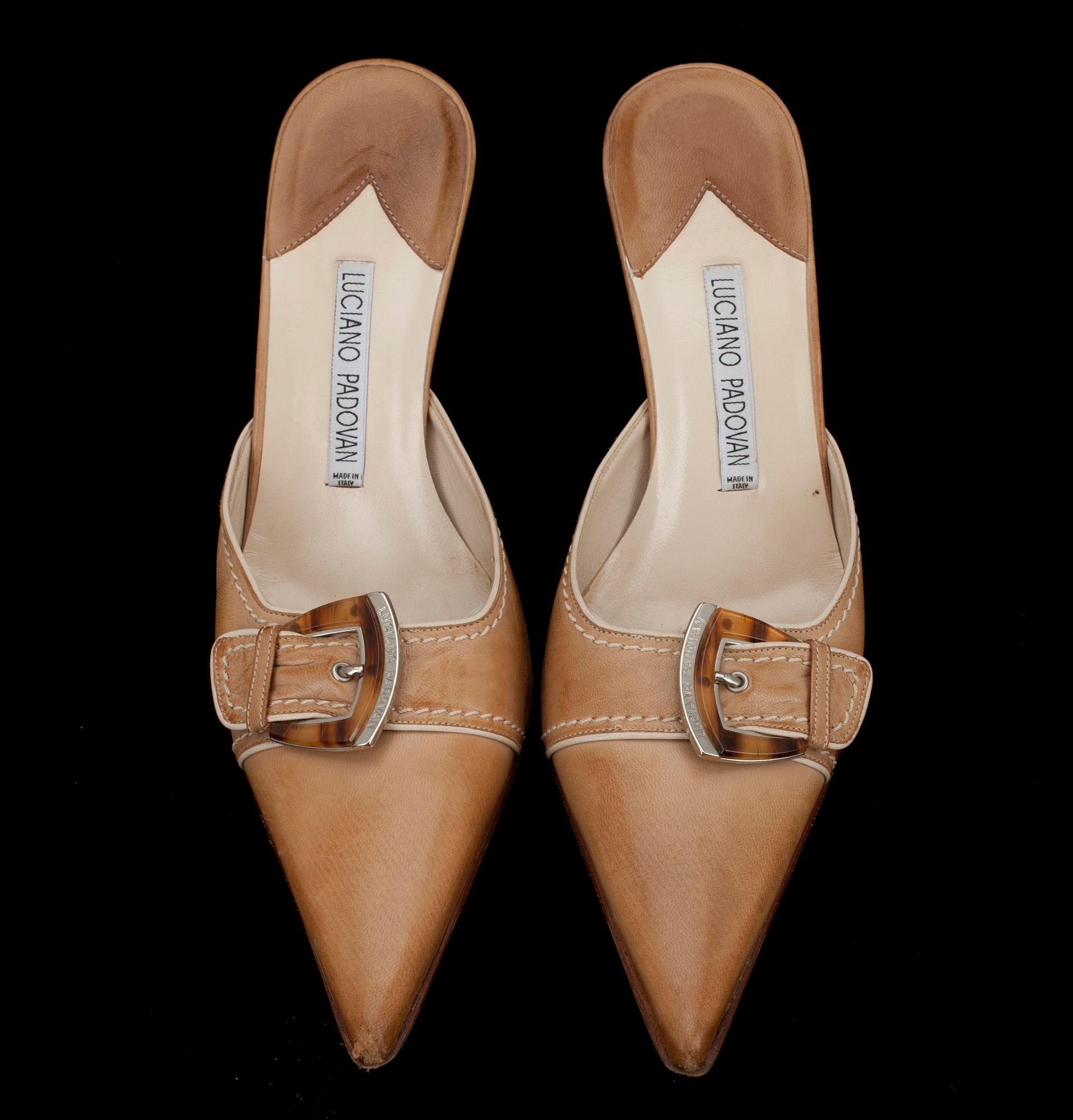 SKOR, 2 par, slip ins, Luciano Padovan.