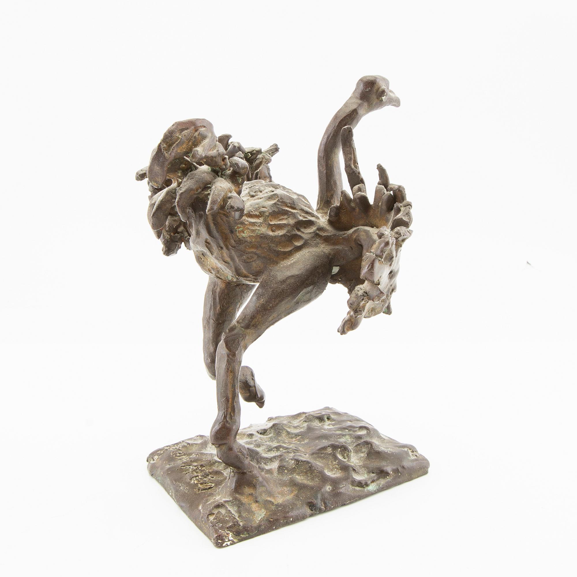 Tommy Assarsson, "Ostrich in Bronze".