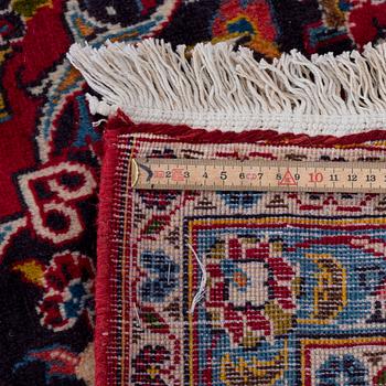 A Kashan old carpet ca 437x293 cm.