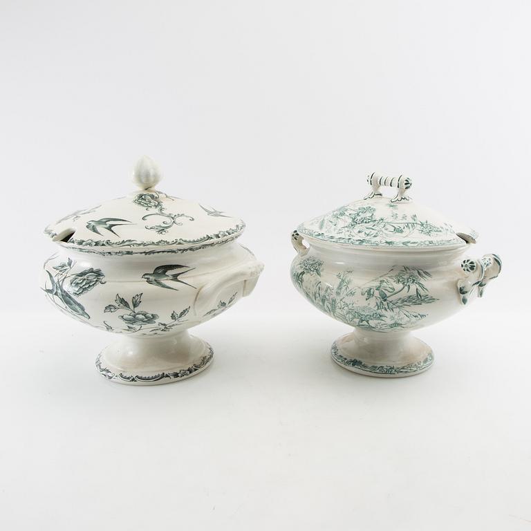 Tureens 2 pcs and sauce boat Gustavsberg/Rörstrand early 20th century.
