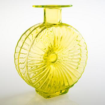 HELENA TYNELL, a 'Sun bottle' for Riihimäen Lasi Oy. In production 1964-1974.