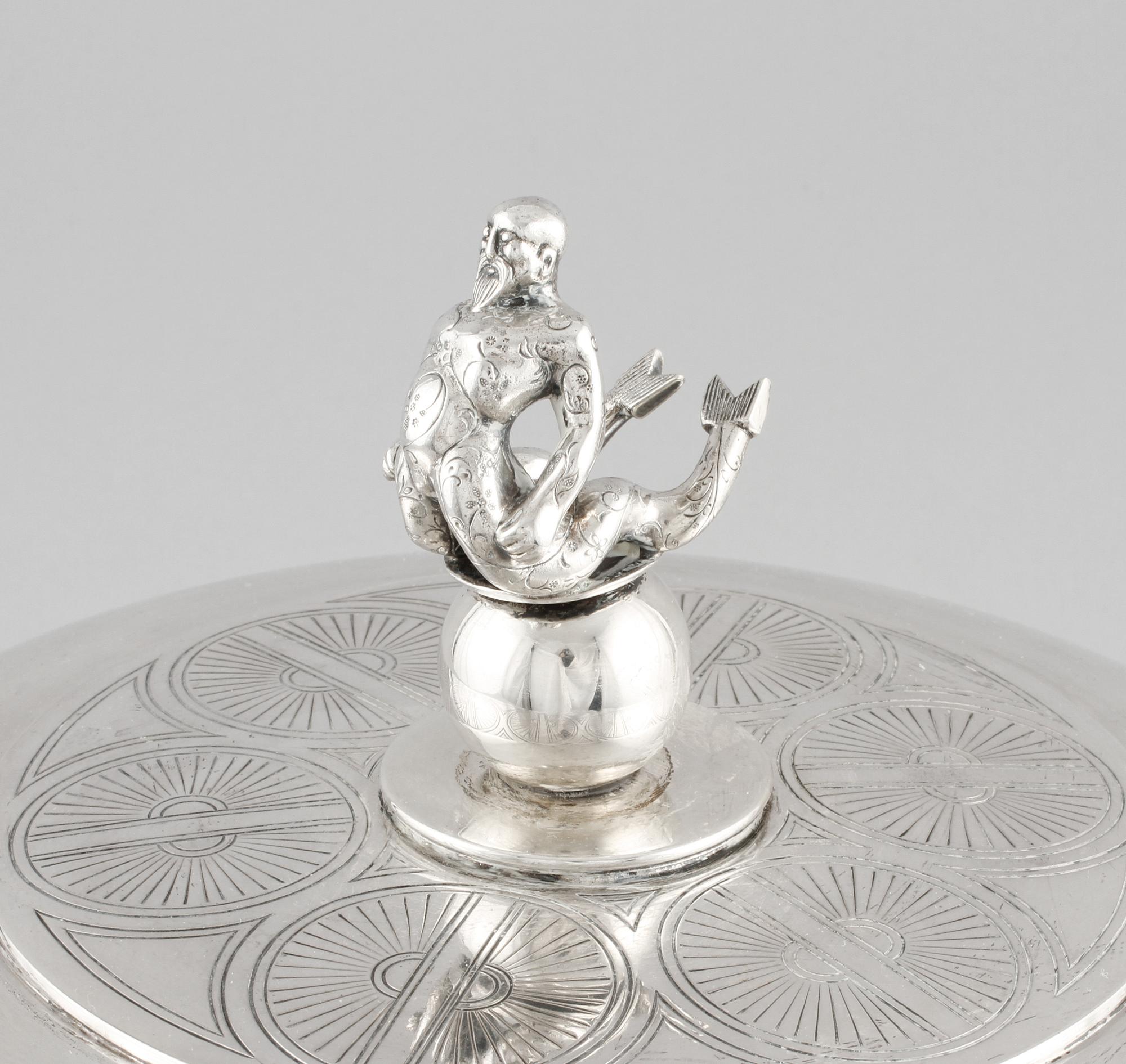 TERRIN, silver, Statens Hantverks och Konstindustriskola, Oslo, 1900-talets första hälft. Vikt ca 3047 g.