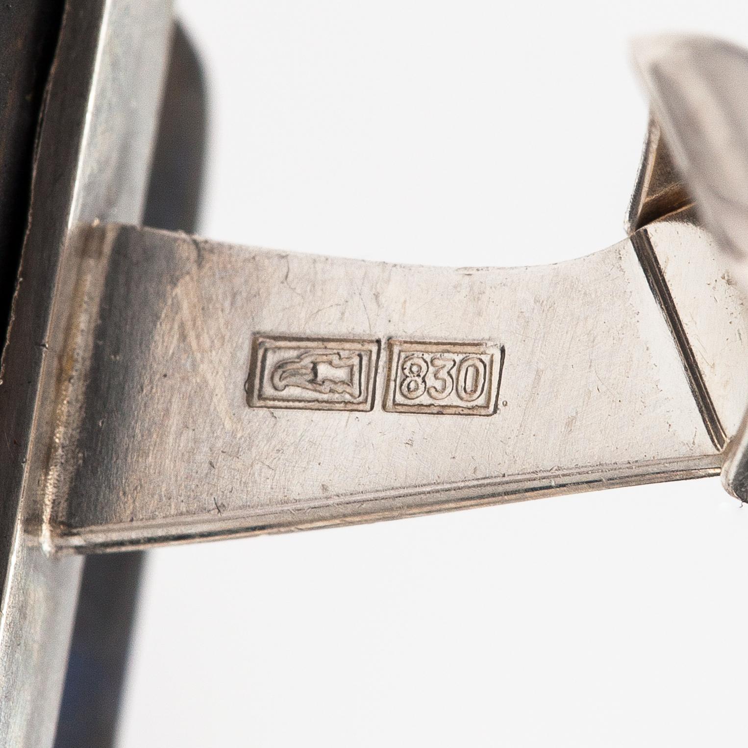 Pekka Piekäinen, A pair of sterling silver cufflinks with spectrolites. Auran Kultaseppä, Turku.