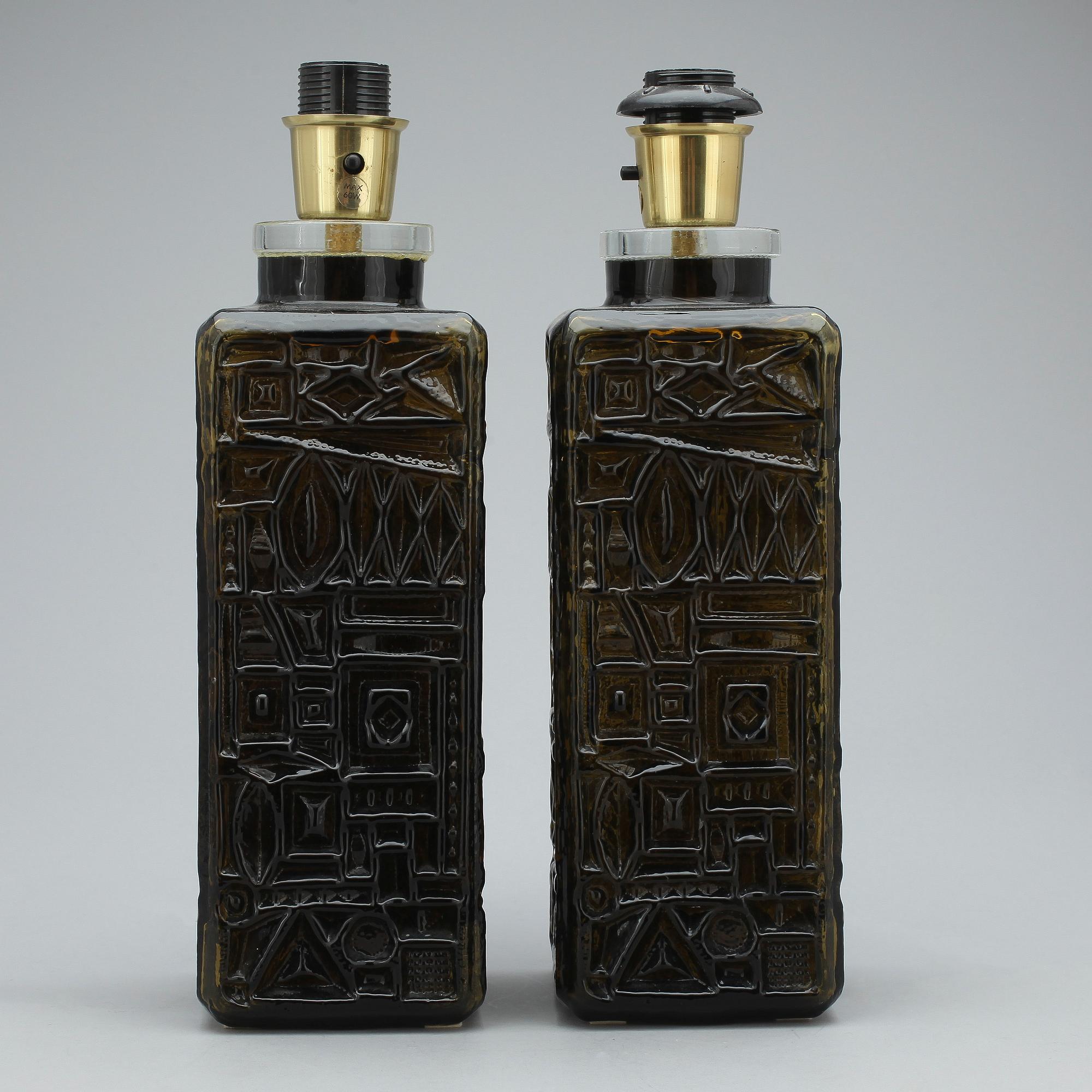 BORDSLAMPOR, ett par, glas, 1970-tal.