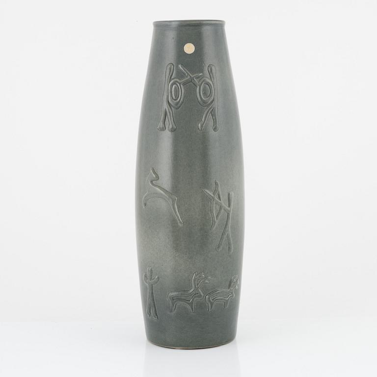 A vase, Bo Fajans, Sweden, mid 20th Century.