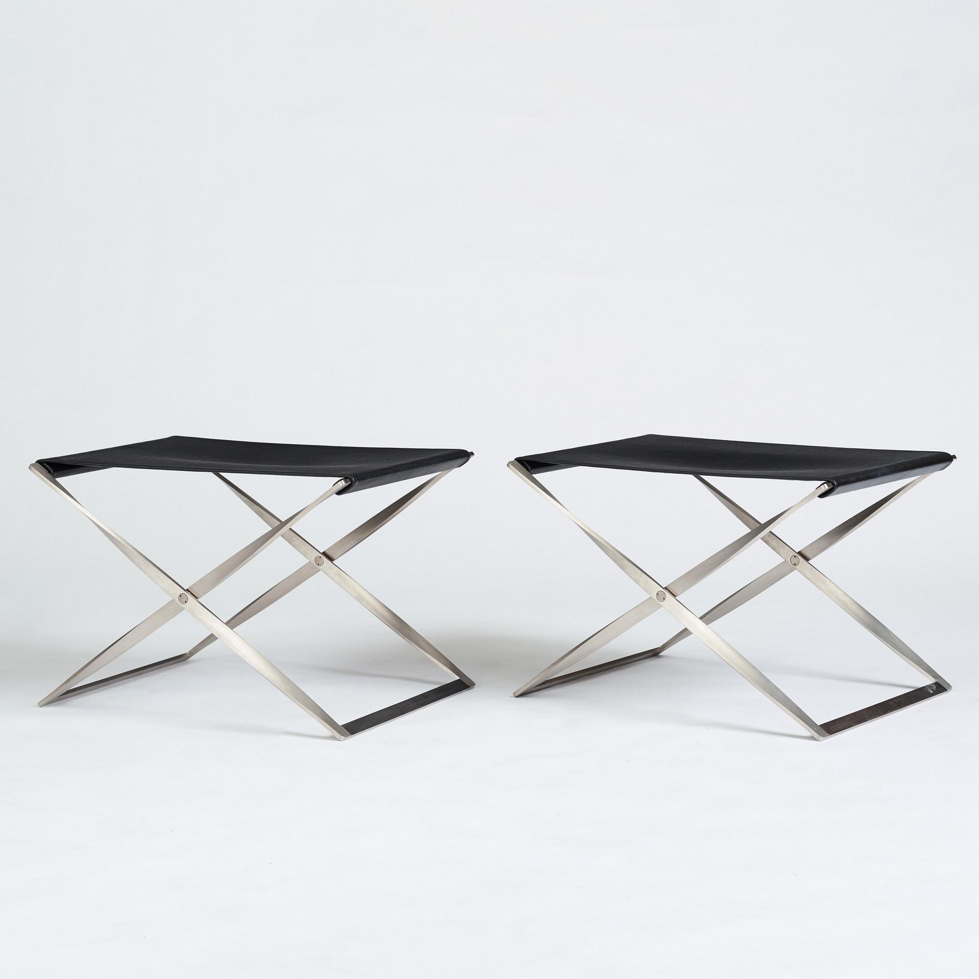 Poul Kjaerholm, taburetter, ett par "PK-91", Fritz Hansen, Danmark.