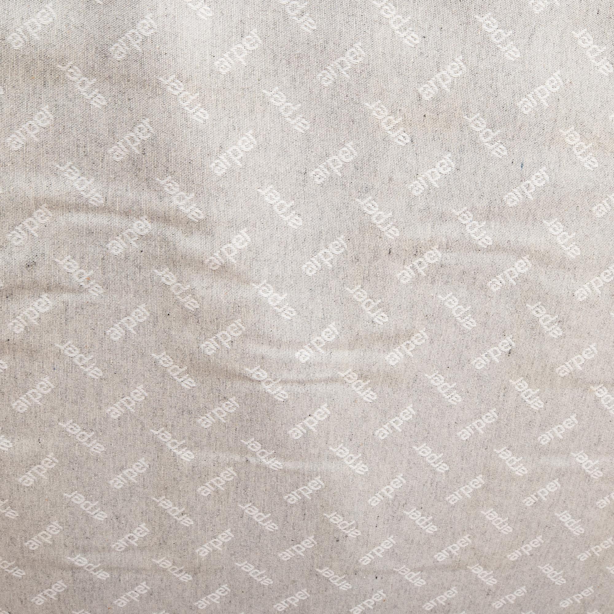 Jean-Marie Massaud soffa "Steeve" för Arper 2015.