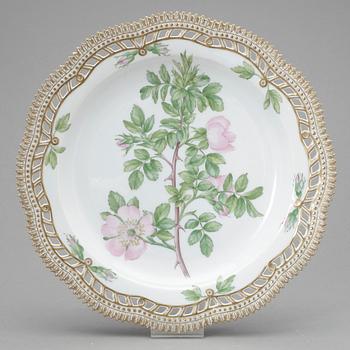 FAT, porslin "Flora Danica", Royal Copenhagen, 1900-tal.