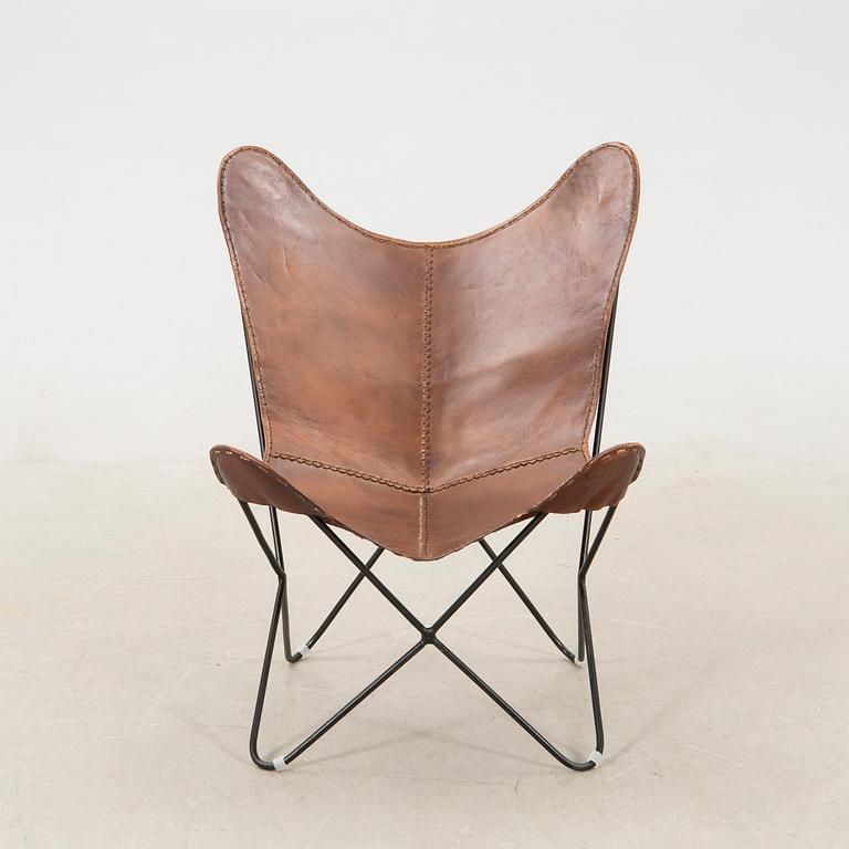 Bat chair, late 20th century.