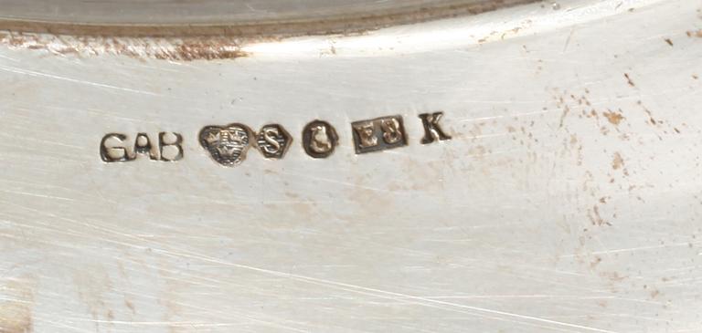 FAT, 2 st, silver, GAB, Stockholm, 1931 och 1928, vikt 543 gram.