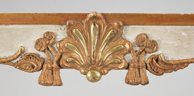 KORNISCHER, ett par, rokokostil, 1900-talets första hälft-mitt.