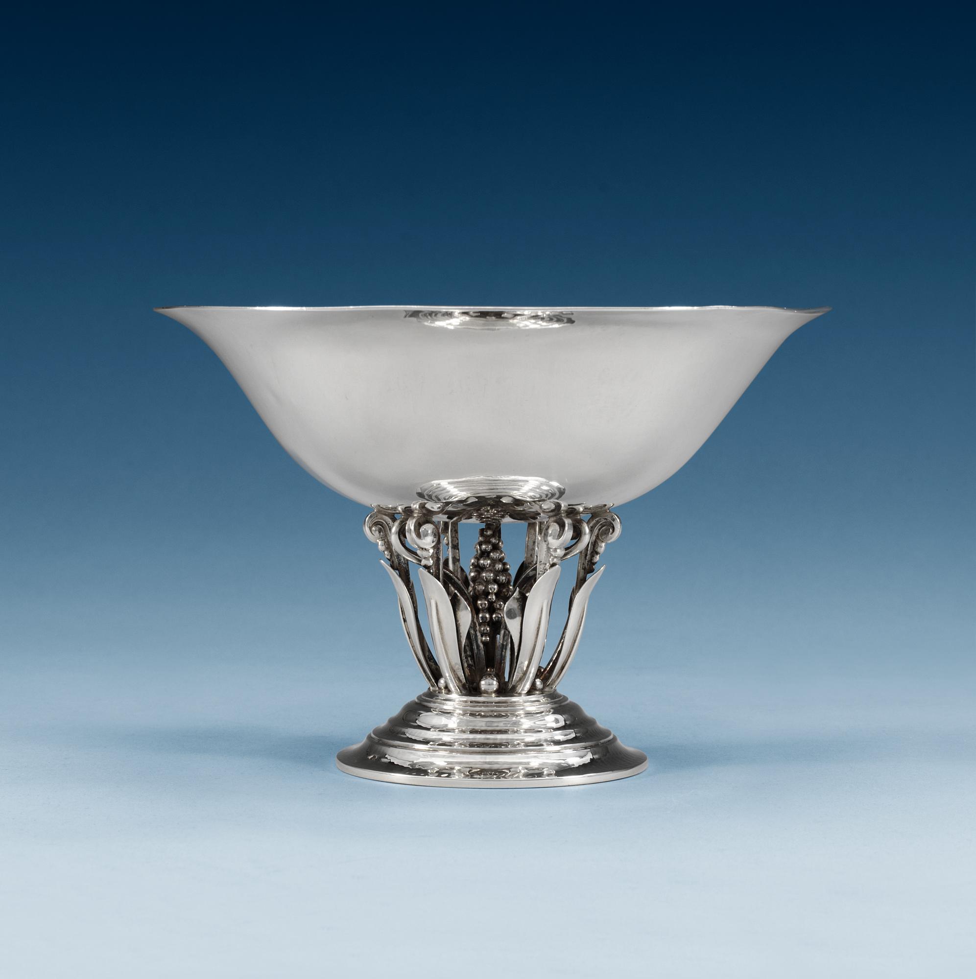 A Johan Rohde sterling bowl by Georg Jensen, Copenhagen 1933-44, design nr 242.