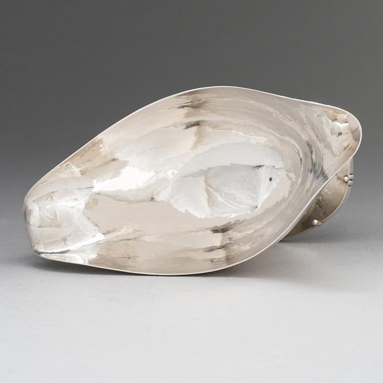 Georg Jensen, Såsbåt, "Magnolia/Blossom", sterlingsilver, design nr 177, Köpenhamn 1925-30.