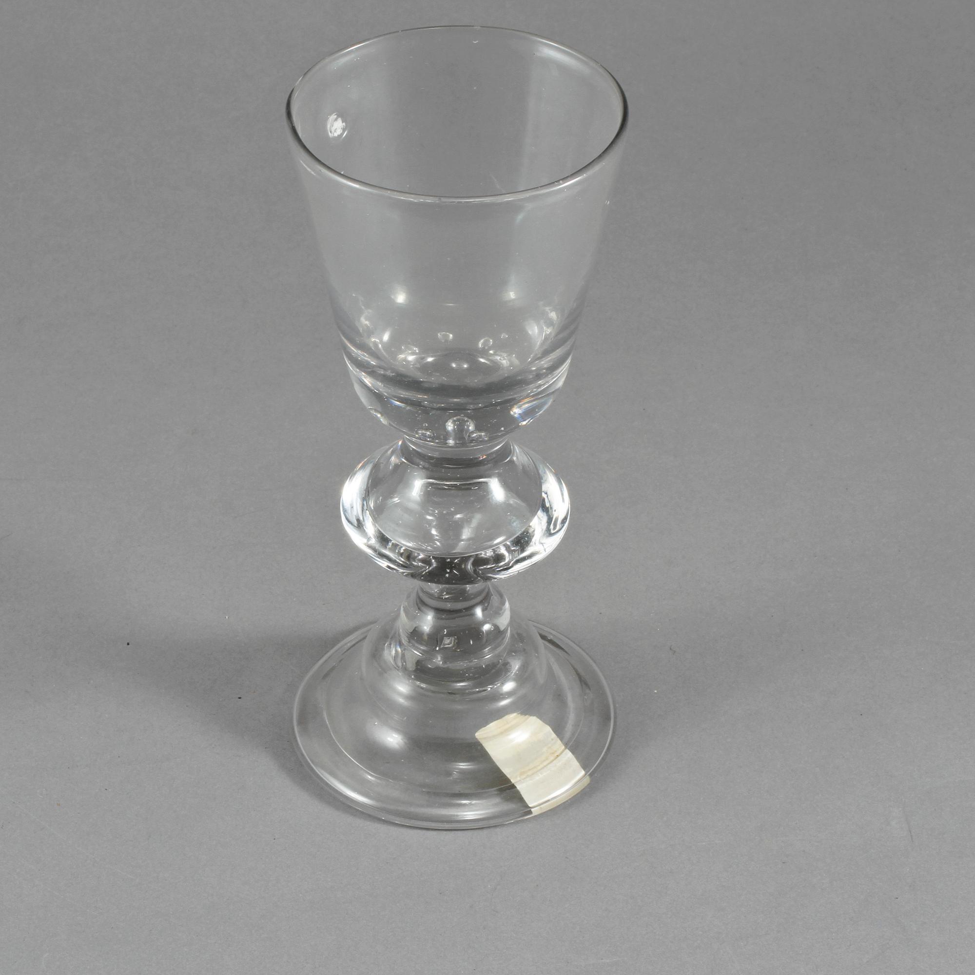 VINGLAS, Hessisk typ, 1700-tal.