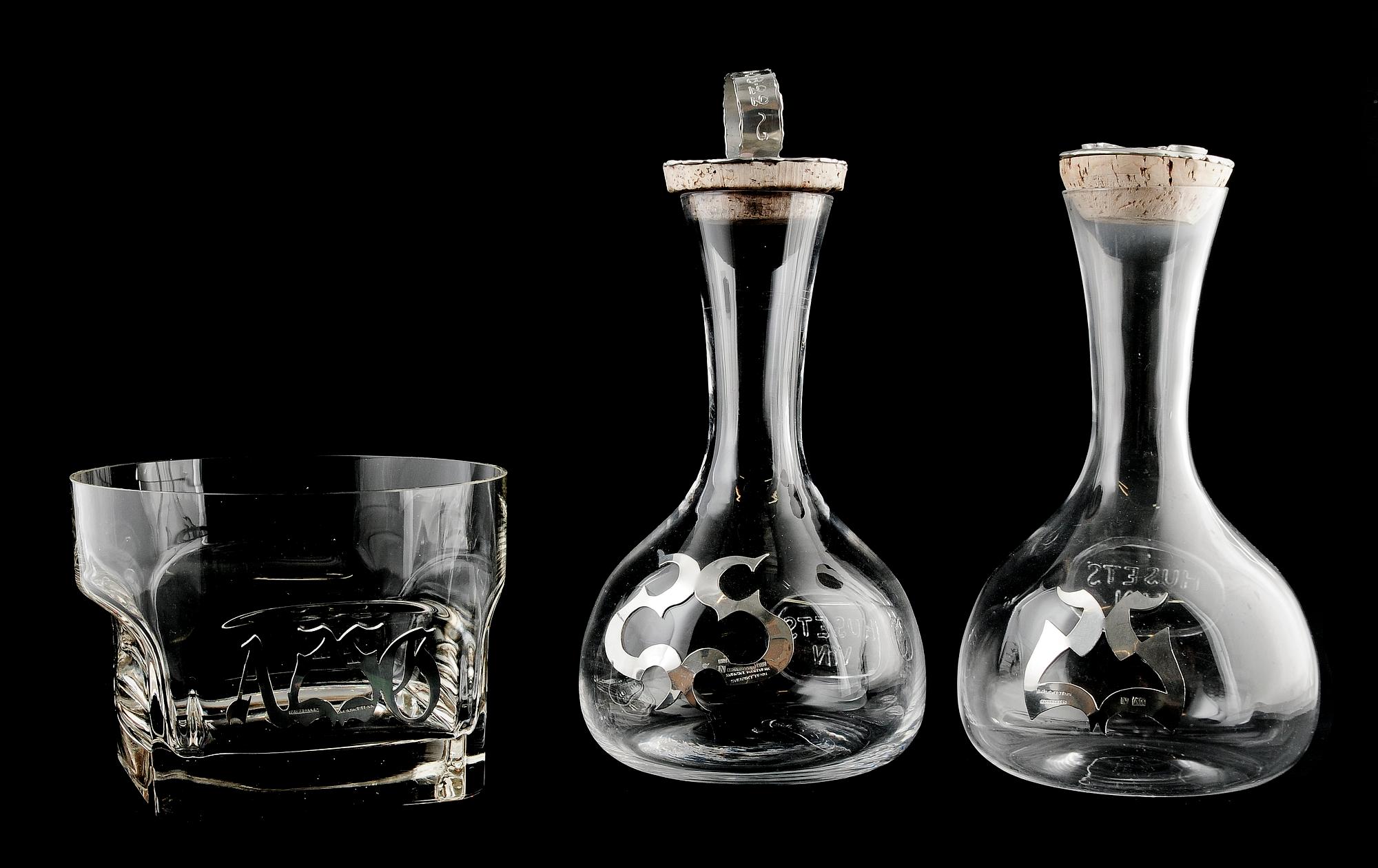 VINKARAFFER, 1 par samt SKÅL, glas, Fruergaard, Norrköping, 1970-tal.