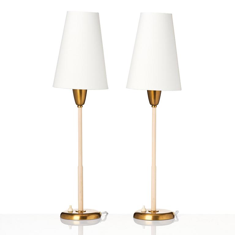 Harald Notini, a pair of table lamps, model '15602', Arvid Böhlmarks Lampfabrik, Sweden, 1940-50s.