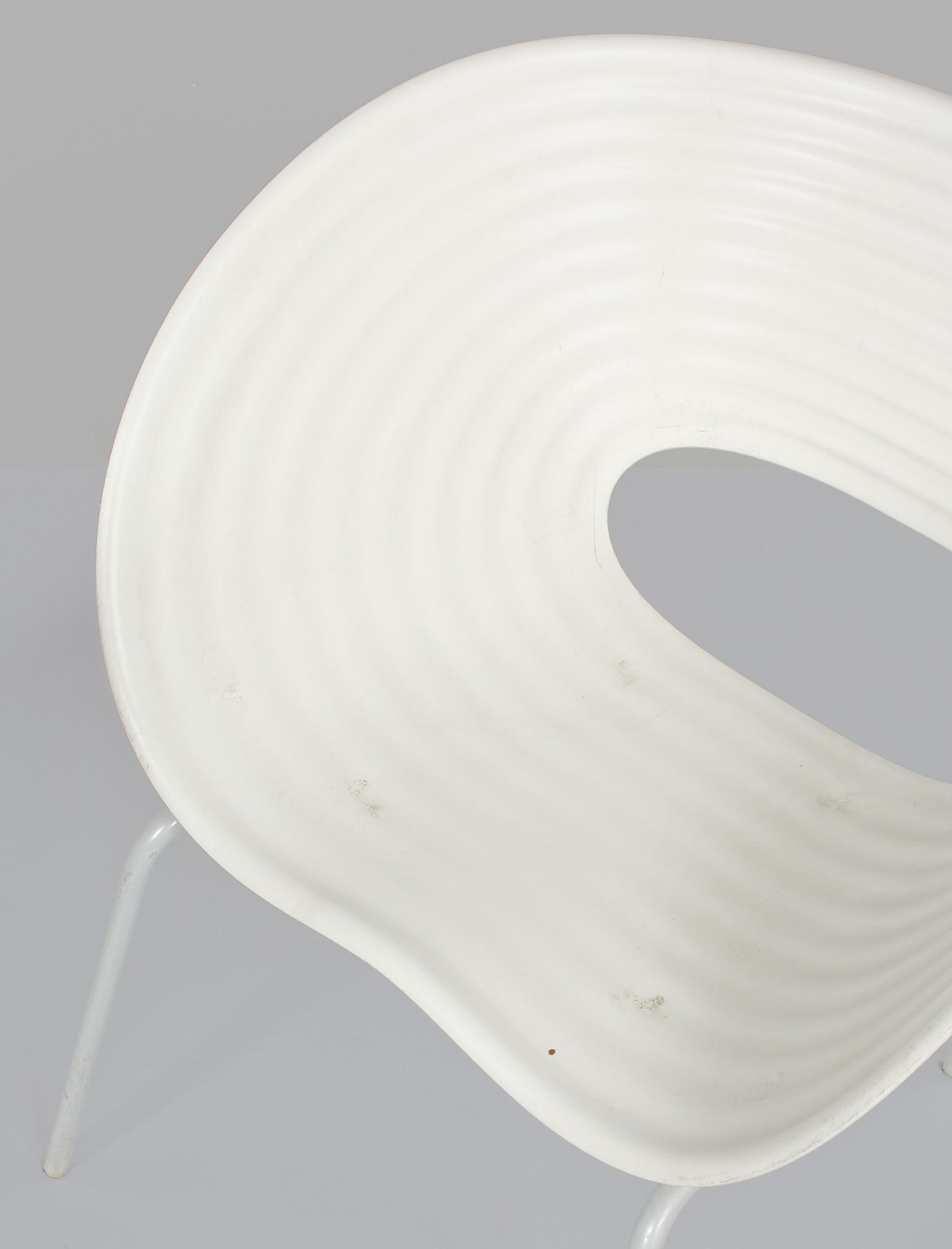 STOLAR, 2 st, "Tom Vac", formgivna av Ron Arad, Vitra, 1999.