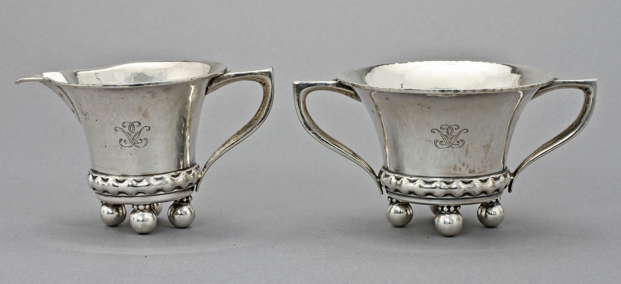 KAFFESERVIS, 4 delar, silver, K Andersson samt C G Hallberg, Stockholm, 1918. Tot vikt 970 g.