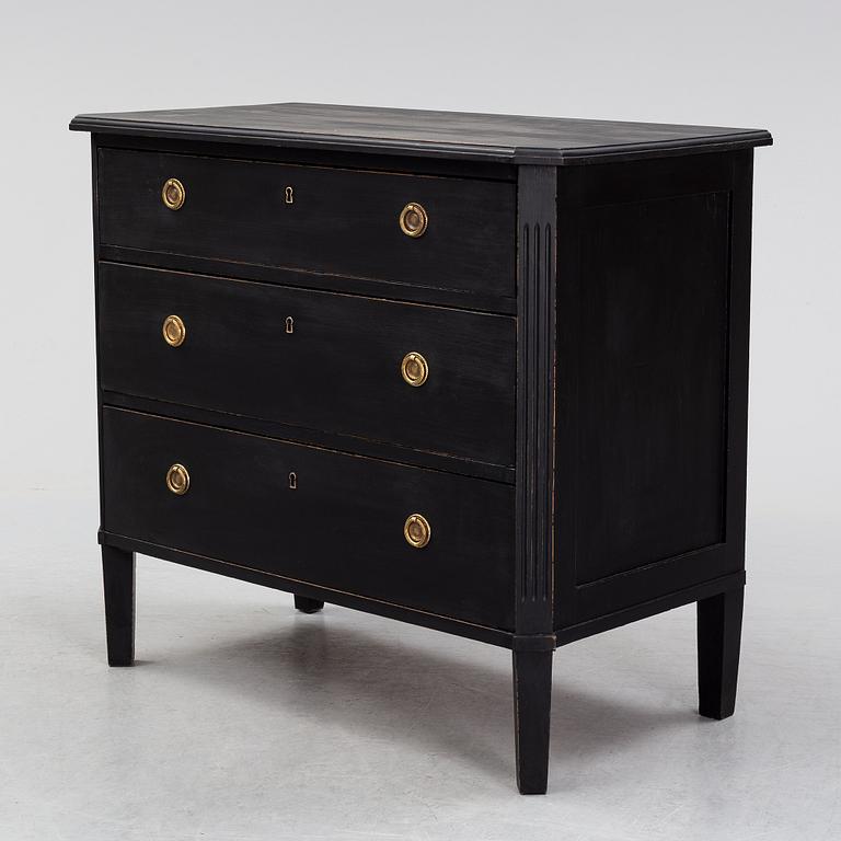 A painted chest of drawers, early 20th Century.