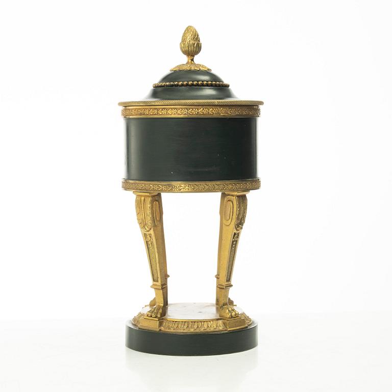 An Empire style lidded box, circa 1900.