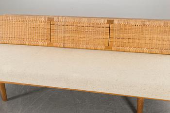 HANS J WEGNER, bäddsoffa, Getama, brännmärkt.