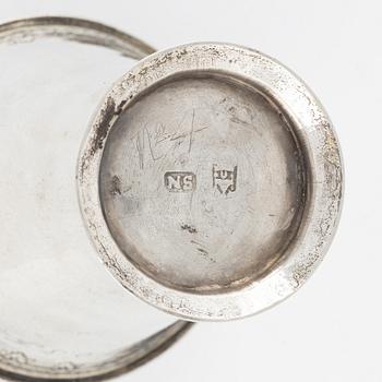 Bägare, silver, Samuel Nourin, Nyköping, före 1753.