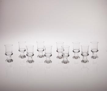 GLASSERVIS, 32 delar, "Tavastia" Tapio Wirkkala, Iittala 1970-tal.