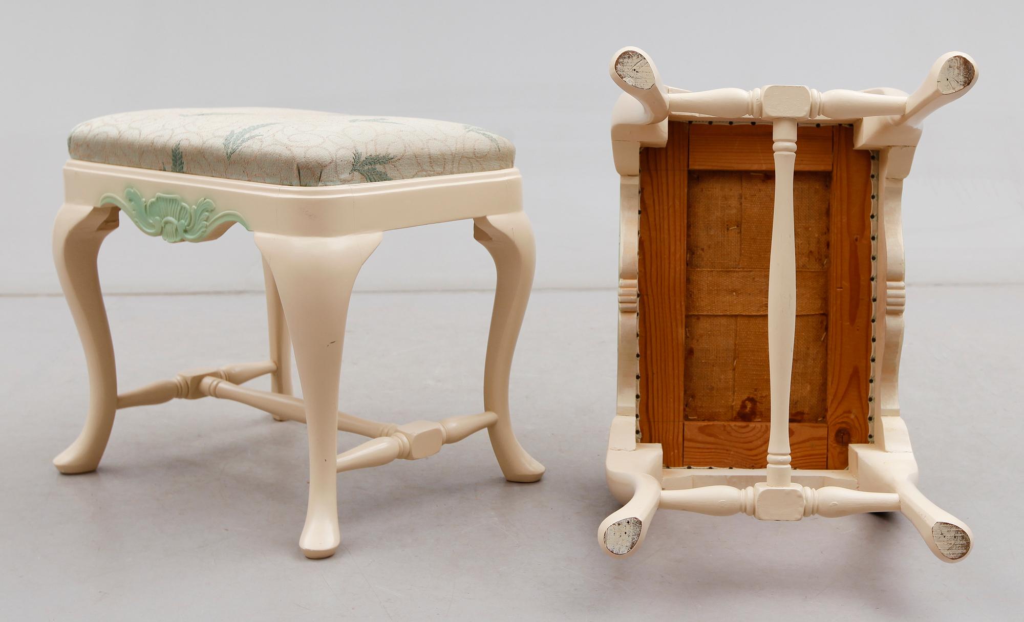 TABURETTER, 1 par, rokokostil, 1900-talets mitt.