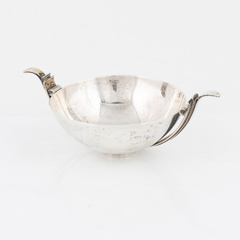Atelier Borgila, a sterling silver bowl, Stockholm 1940.