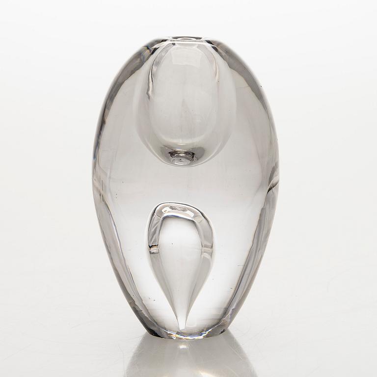 Timo Sarpaneva, a 'Teardrop' glass sculpture, model 3575, signed Timo Sarpaneva Iittala.