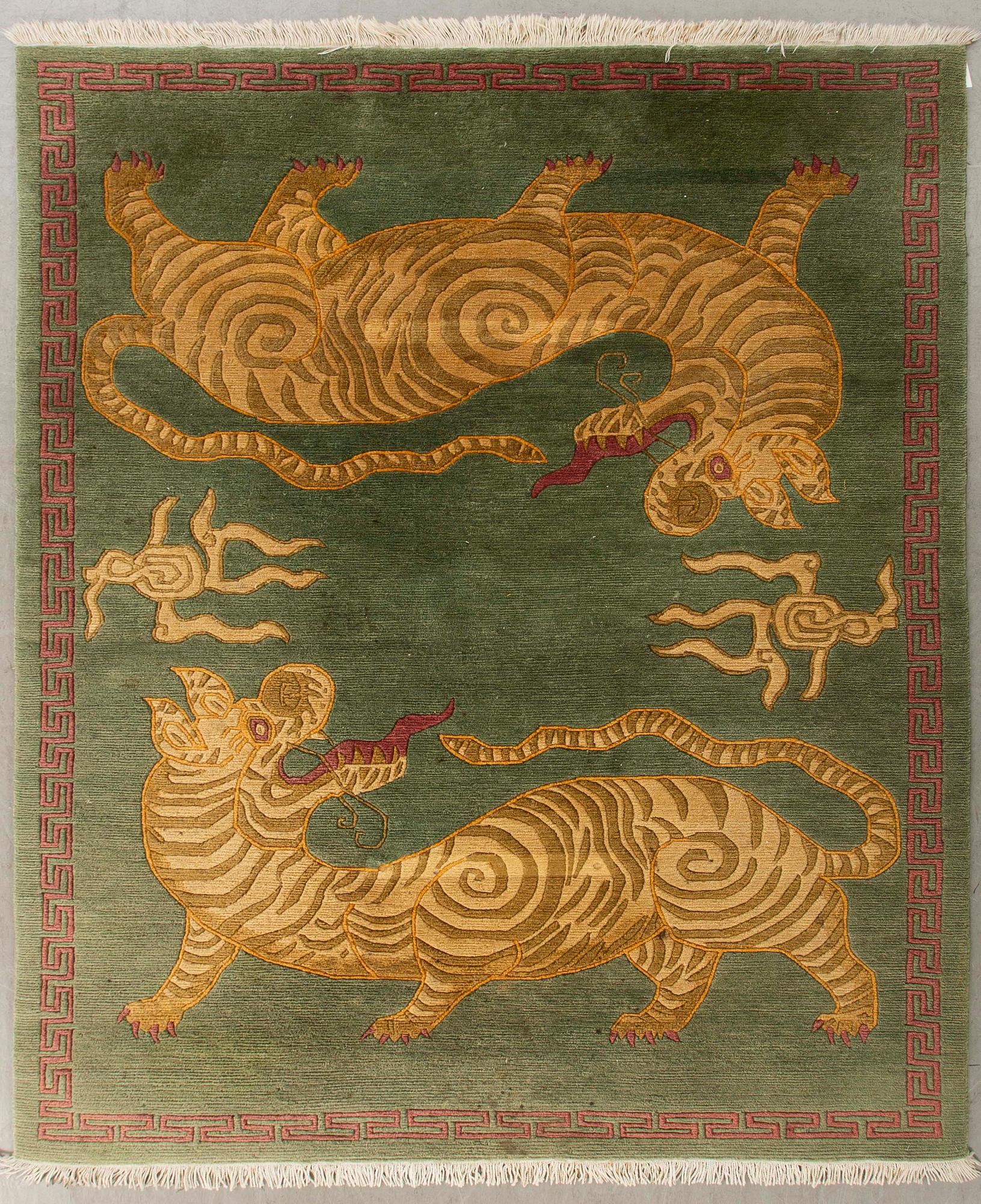 A tibetan rug. 240x170 cm.