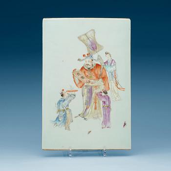 1620. A famille rose placque, Qing dynasty, ca 1900.