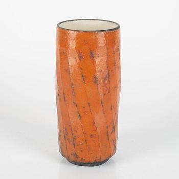 Inger Rokkjaer, a raku vase, Denmark, 2002.