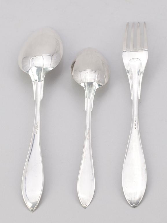 PARTI BESTICK, silver, "Svensk spets", bla C G Hallberg Stockholm 1925. Tot vikt ca 944g.